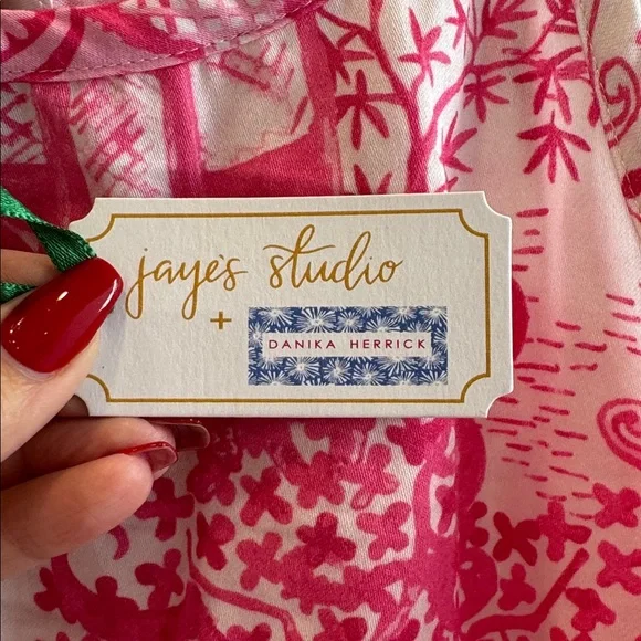 NWT Garden Party Luxe-Sateen Sleep Gown or Cover Up by Jaye’s Studio - Picture 2 of 5